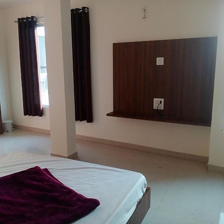 Hotel Soham Palace Ujjain Dış mekan fotoğraf
