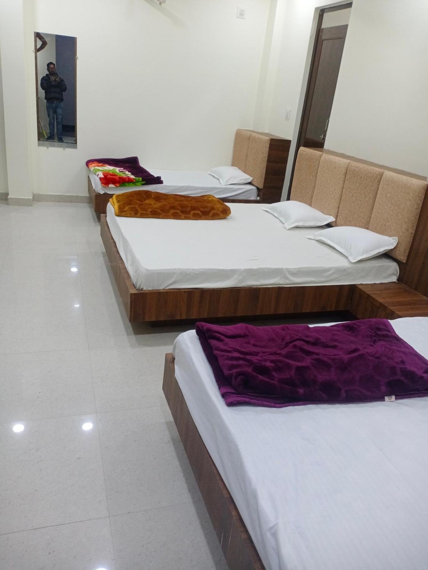 Hotel Soham Palace Ujjain Dış mekan fotoğraf