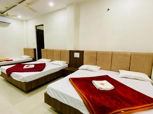Hotel Soham Palace Ujjain Dış mekan fotoğraf